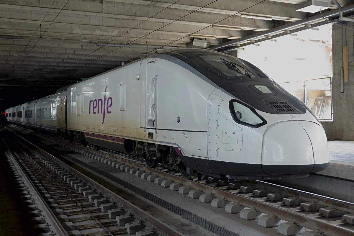 Renfe Class 106 at Córdoba station Renfe Class 106 train at Córdoba railway station