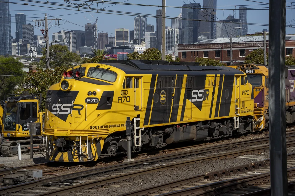 Southern Shorthaul Railroad A70 locomotive at Kensington grain siding