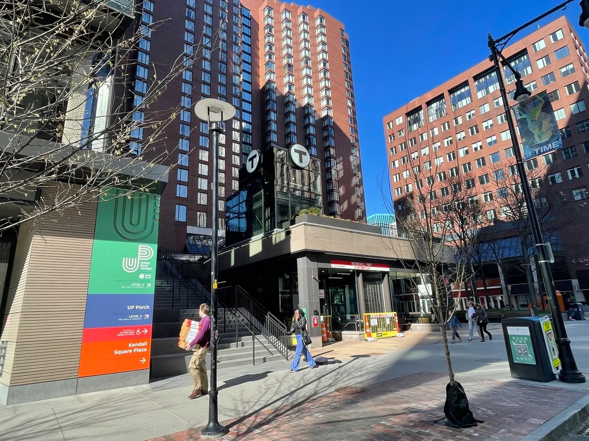 Outbound Kendall Square MBTA Headhouse on Main Street