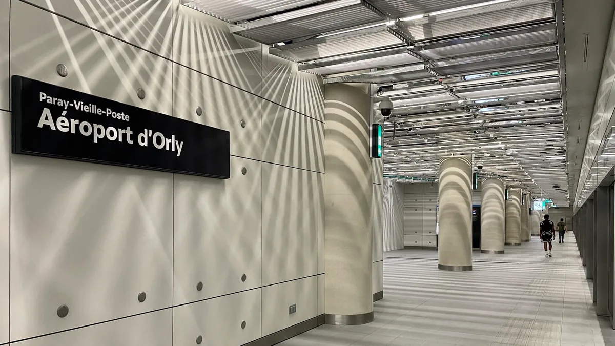 Aéroport d’Orly station on Paris Metro Line 14