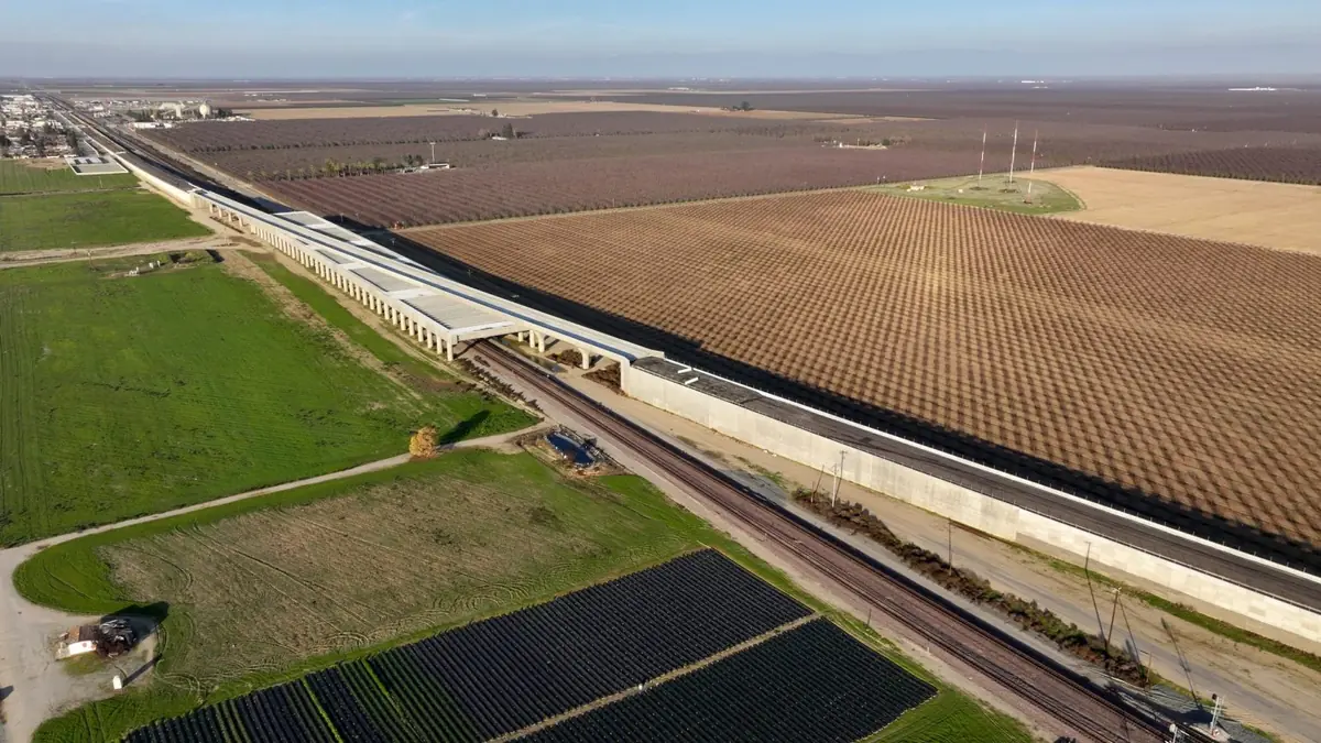 California High-Speed Rail Project Track Contract California High-Speed Rail Project Track Contract