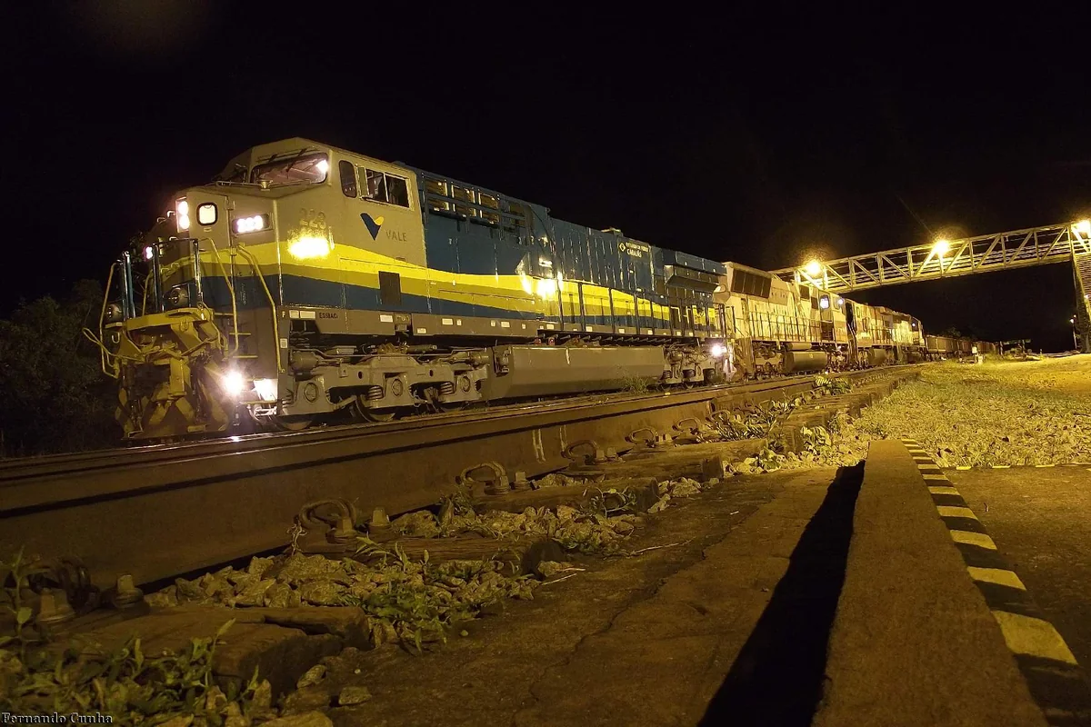 Vale freight locomotives operating on the Carajás Railway at night Vale freight locomotives operating on the Carajás Railway at night