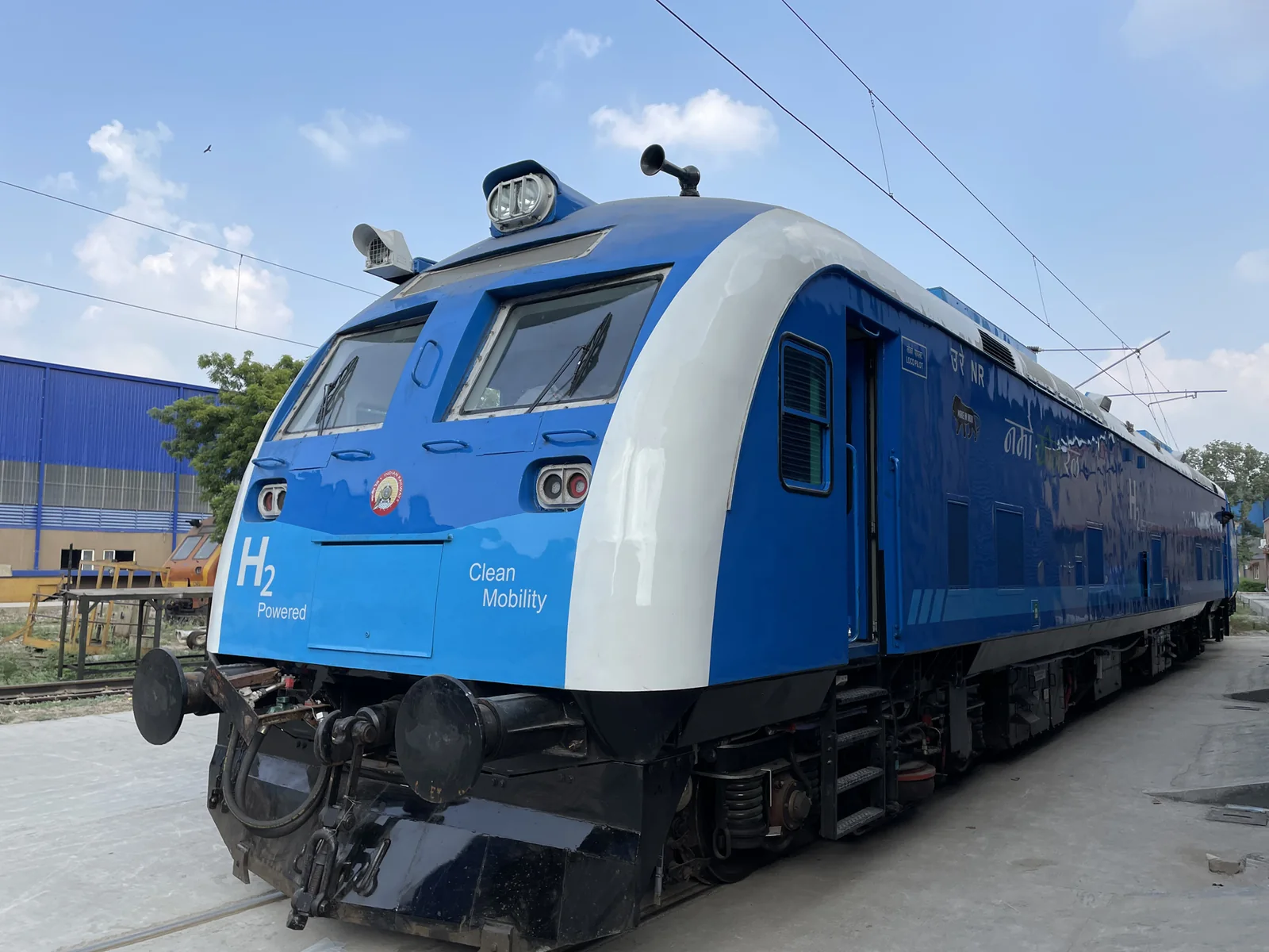 Indian Railways hydrogen-powered train developed with MEDHA technology Indian Railways hydrogen-powered train developed with MEDHA technology