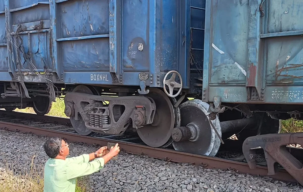 Ghaziabad Freight Derailment: 53 Trains Hit Ghaziabad Freight Derailment: 53 Trains Hit