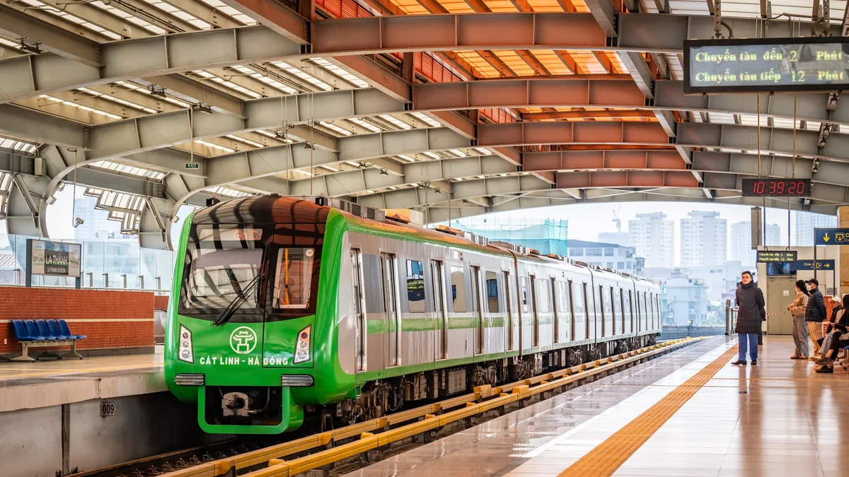 Hanoi Metro Line 2A train travelling through the La Thanh area Hanoi Metro Line 2A train travelling through the La Thanh area