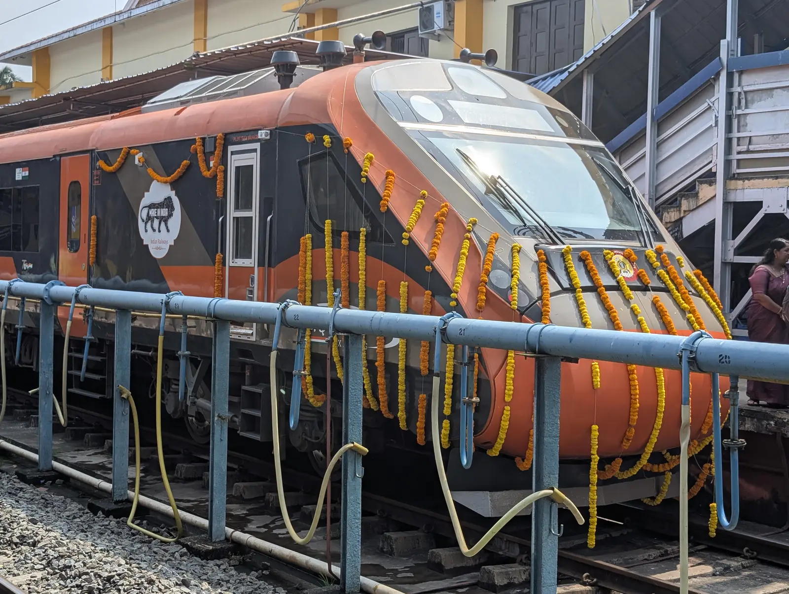 Decorated Bengaluru–Ernakulam Vande Bharat Express at Palakkad Junction