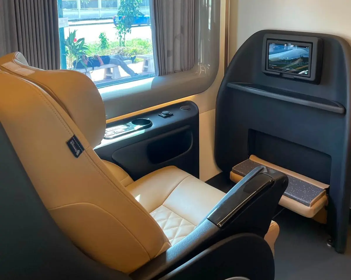 Thai-Made Luxury Coach Moves to SRT Testing