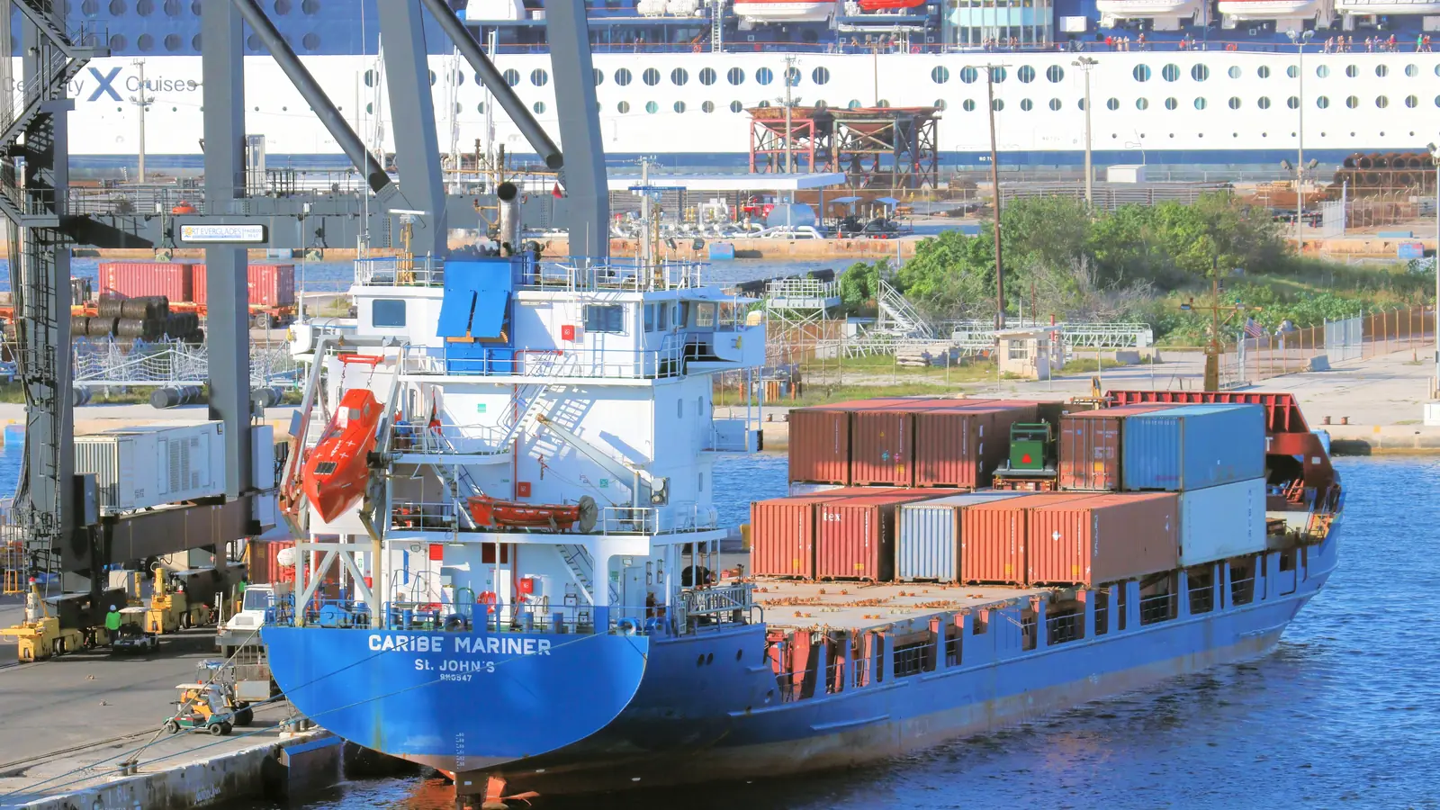 Container vessel loading at Port Everglades, shown as an illustrative view of the port’s cargo operations. Container vessel loading at Port Everglades, shown as an illustrative view of the port’s cargo operations.