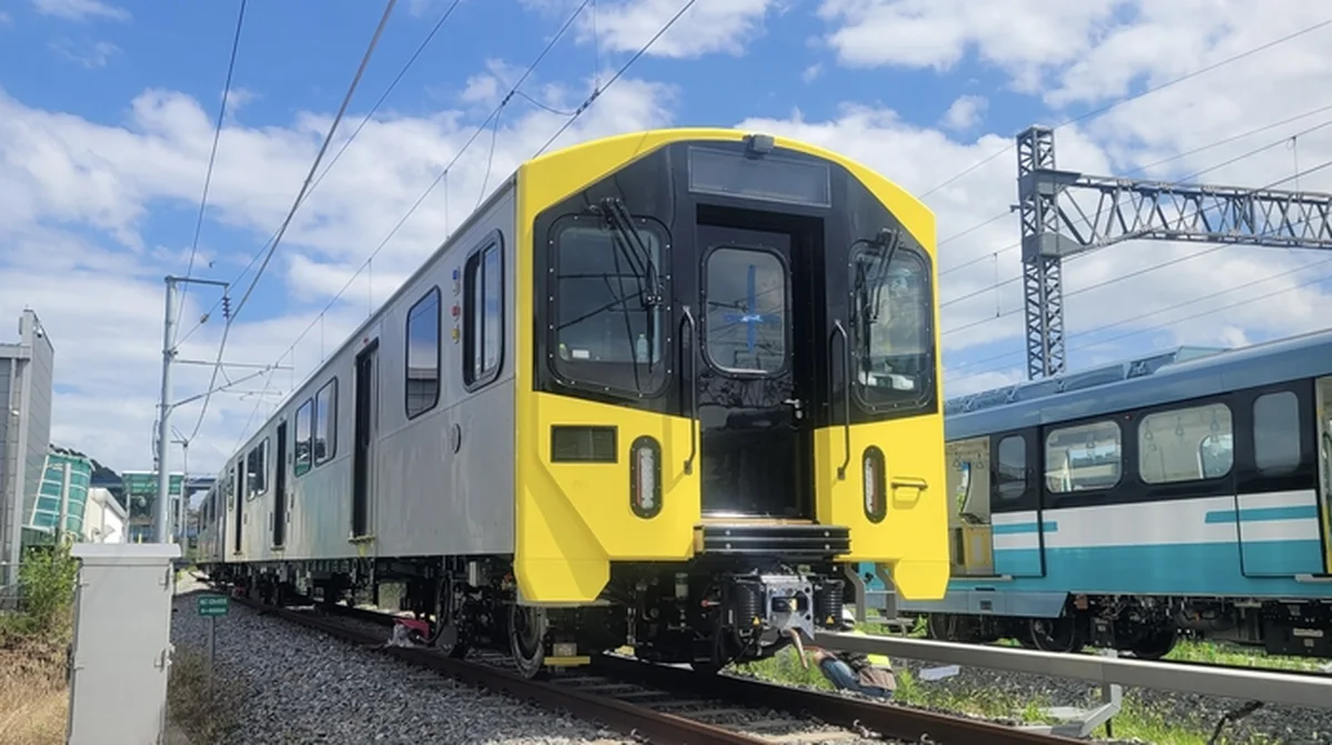 LA Metro HR5000 Trainset Set for 3,000-Mile Test LA Metro HR5000 Trainset Set for 3,000-Mile Test