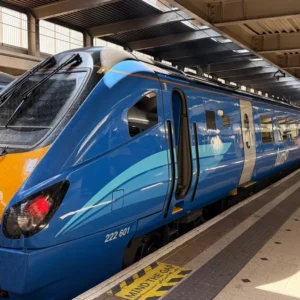 Lumo Class 222 Meridian train at London Euston