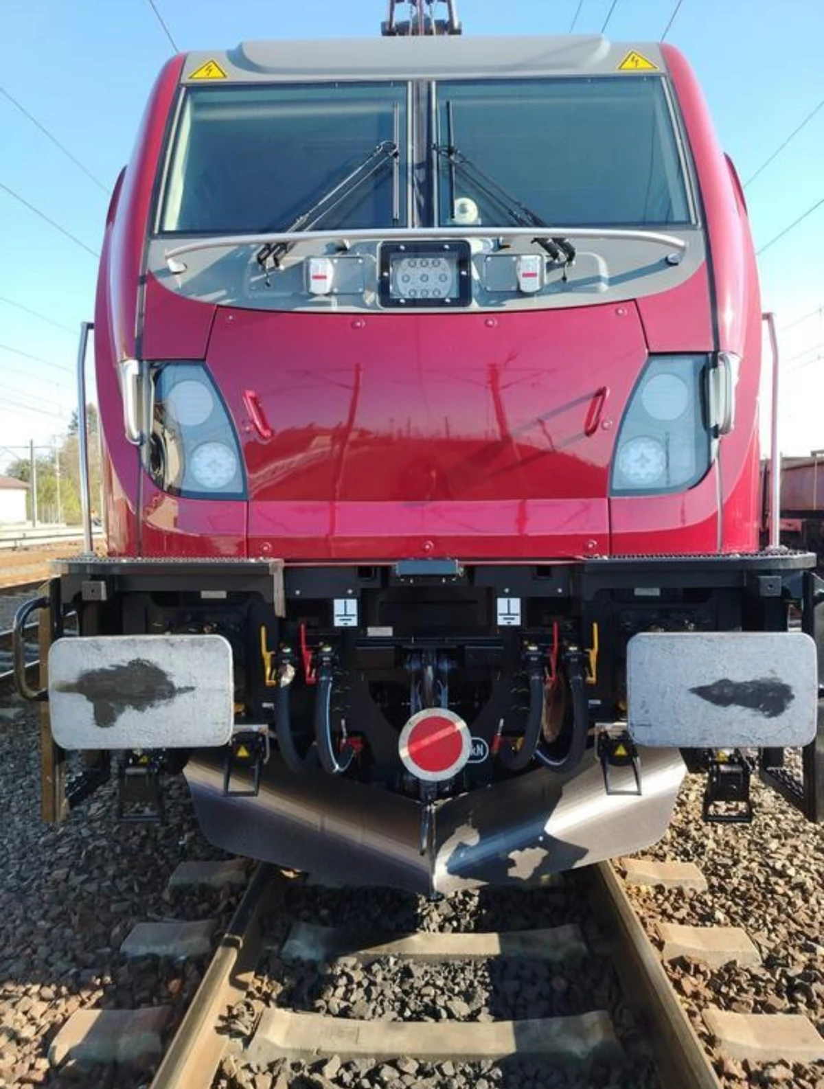 Alstom Traxx ETCS compatibility is under scrutiny in Romania as 16 locomotives move through acceptance for passenger service.
