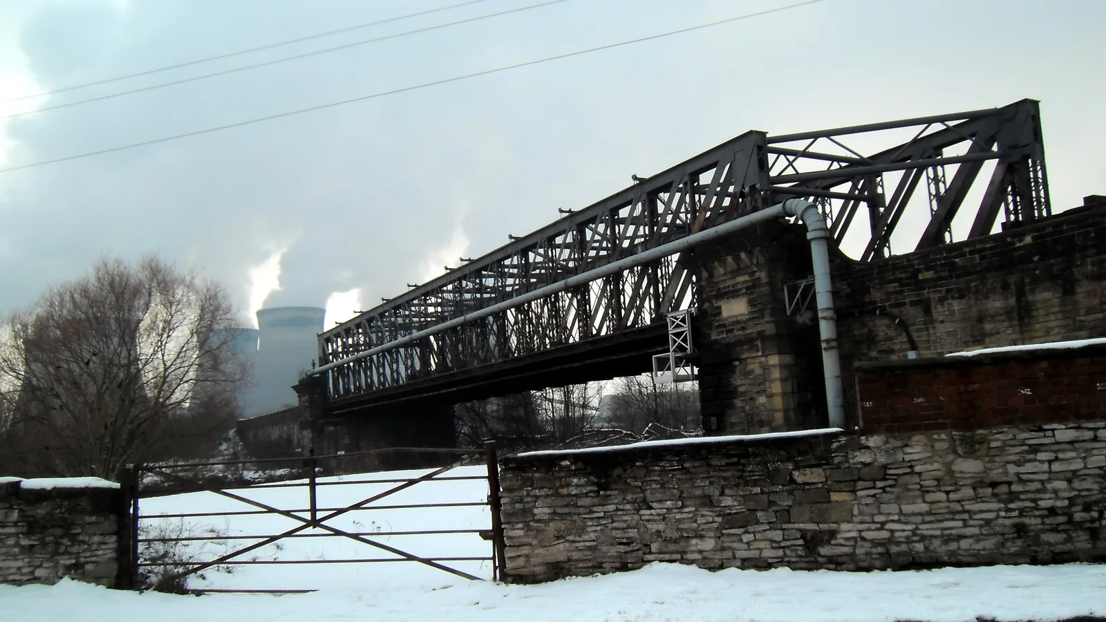 Brotherton Railway Bridge crossing the River Aire in North Yorkshire