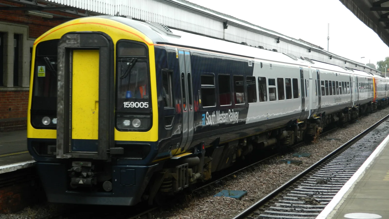 South Western Railway Class 159 unit 159005 at Salisbury station