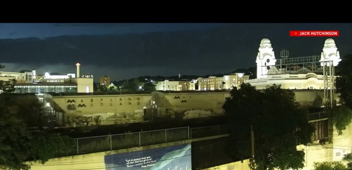 Five empty CSX railcars derailed in Worcester, Massachusetts on Aug. 14, caught live on a streaming rail camera. No injuries; cause under investigation.