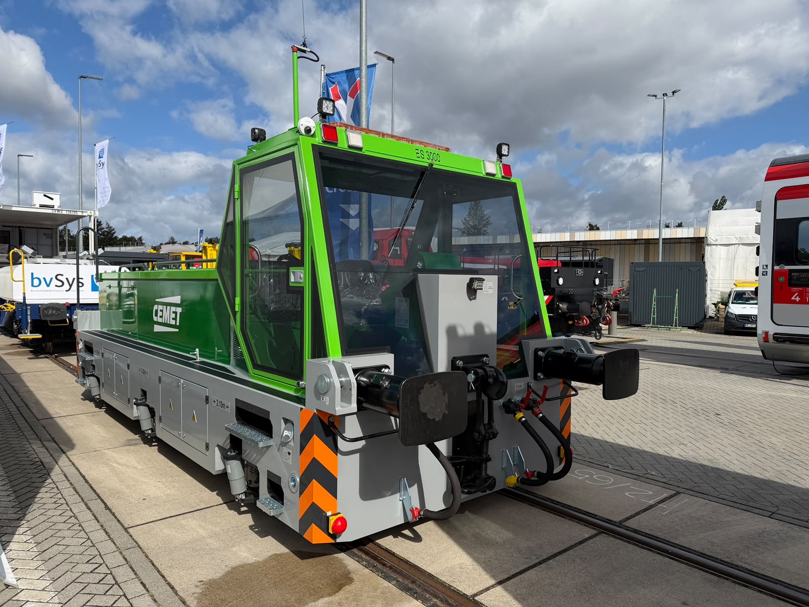Express Service shows CEMET-bound ES3000 at InnoTrans 2026 in Berlin