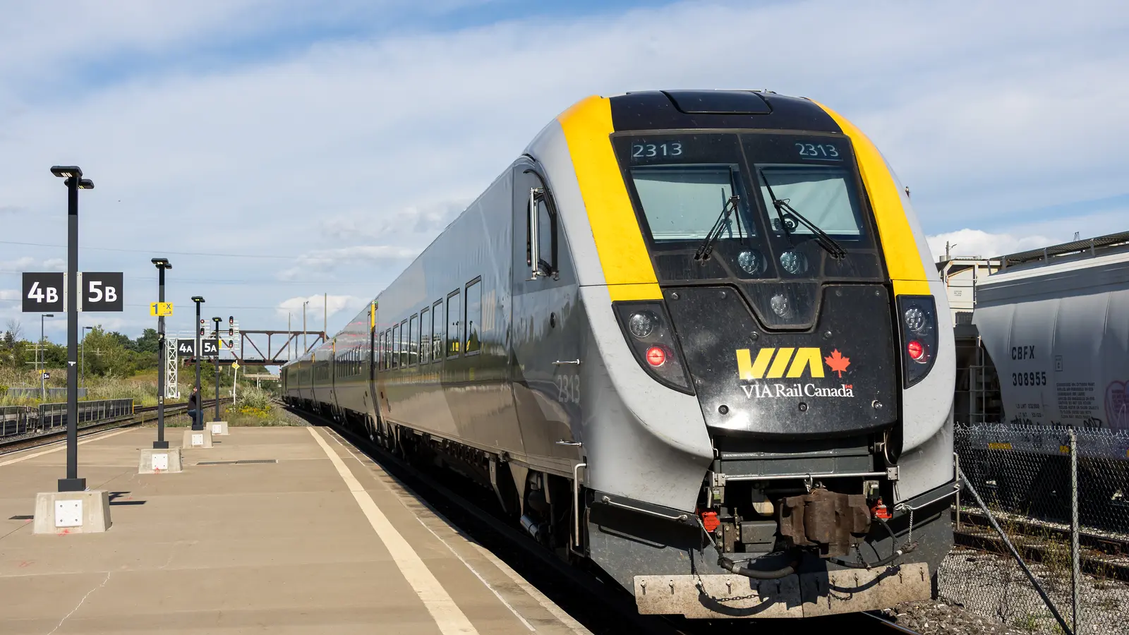 VIA Rail Siemens Venture train at Oshawa station on the Toronto–Ottawa corridor
